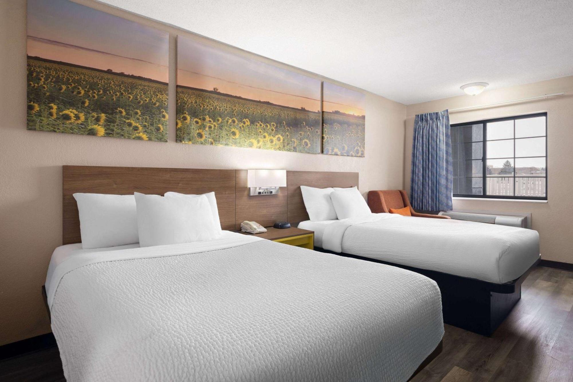 Days Inn & Suites By Wyndham Kokomo Kültér fotó